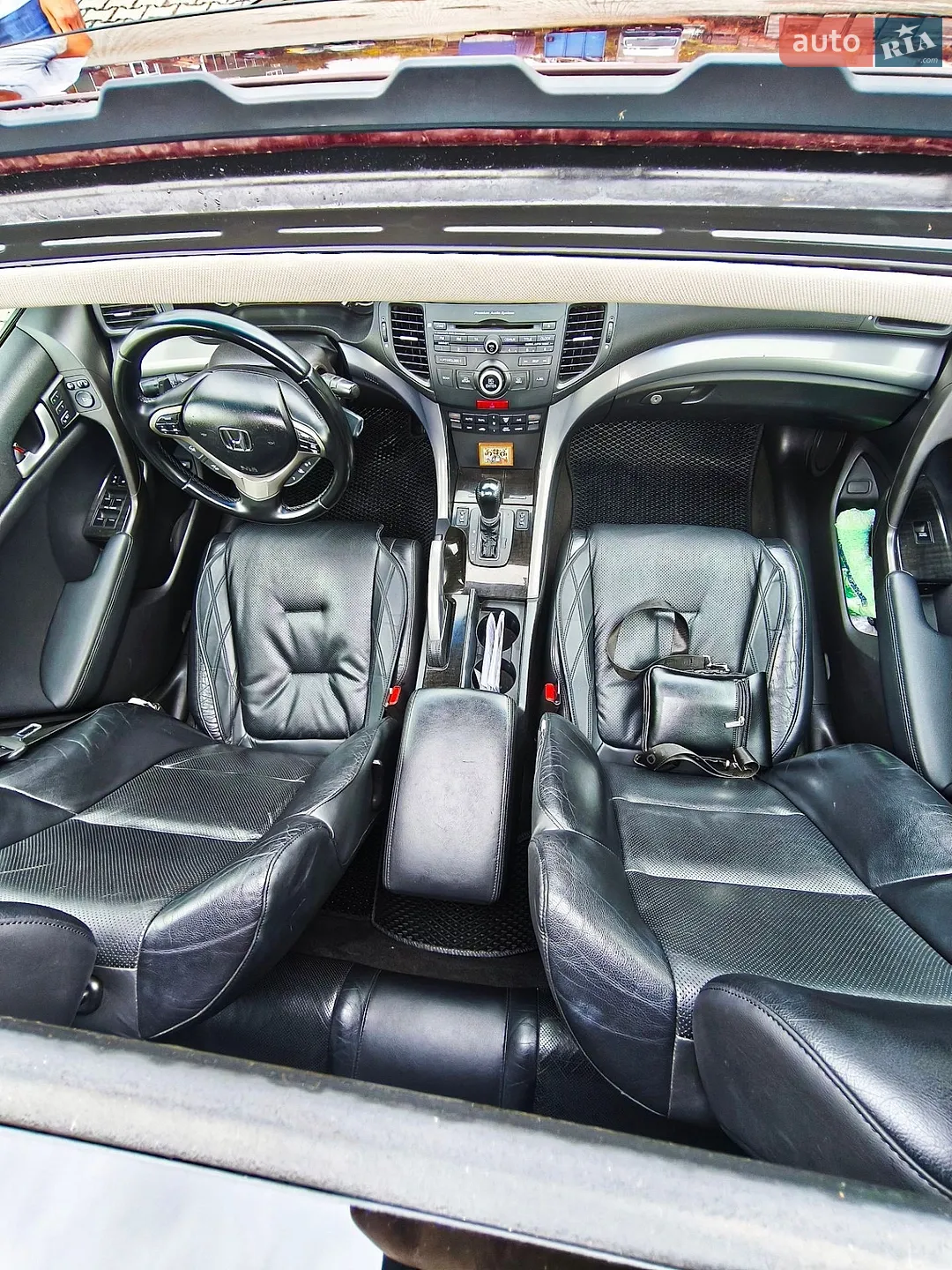 2010 Honda Accord - мініатюра 21