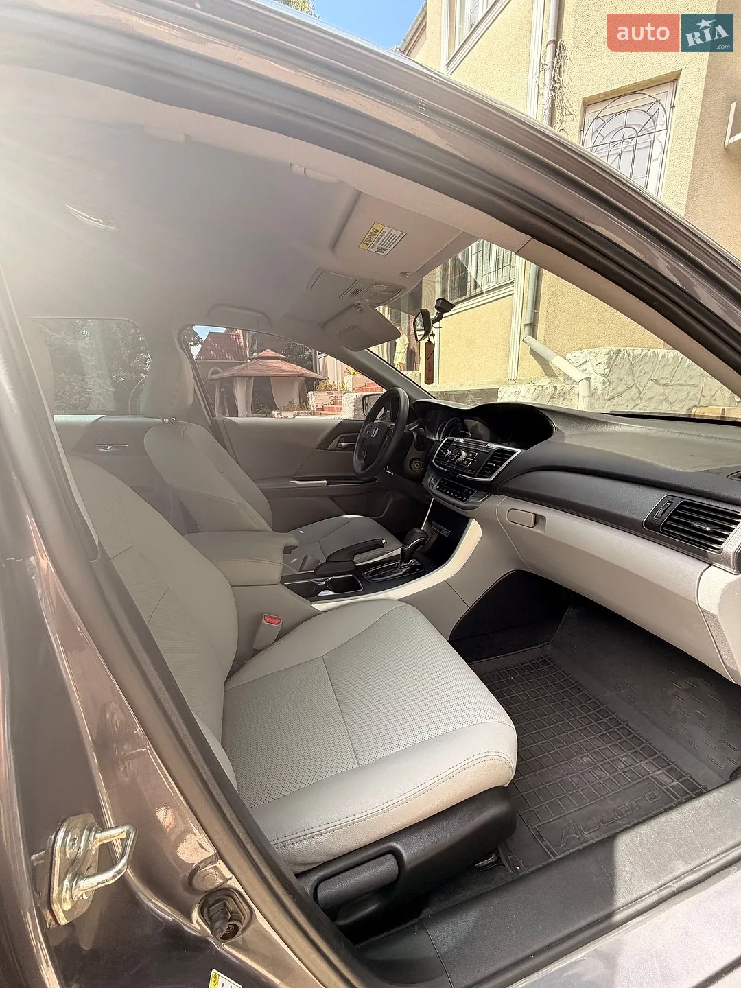 2015 Honda Accord - мініатюра 8