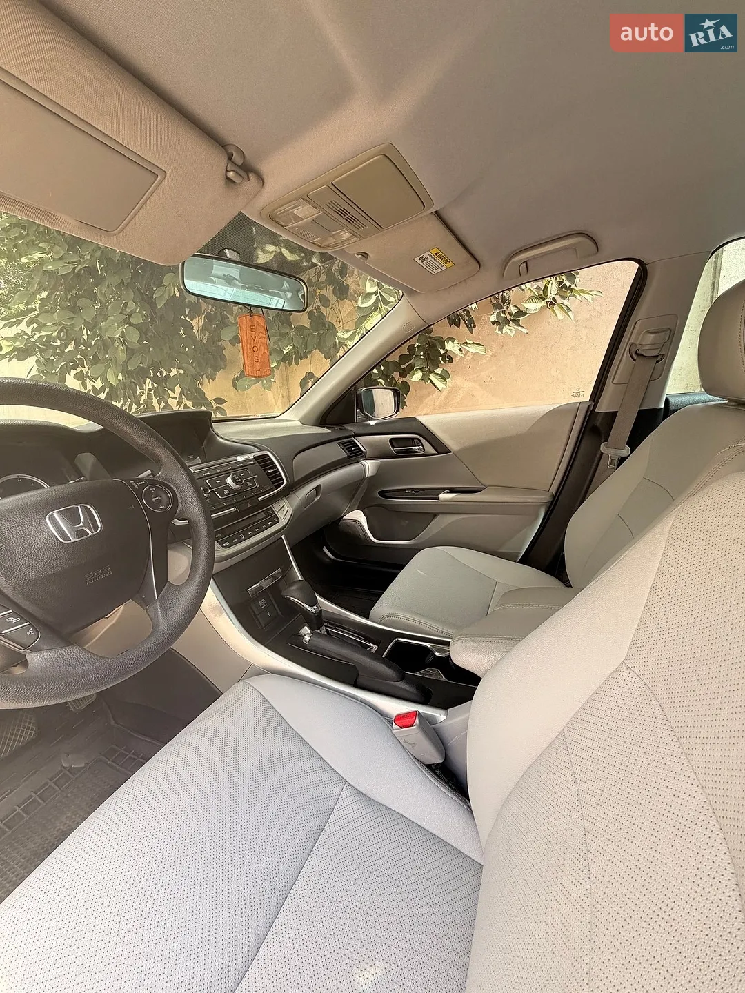 2015 Honda Accord - мініатюра 9