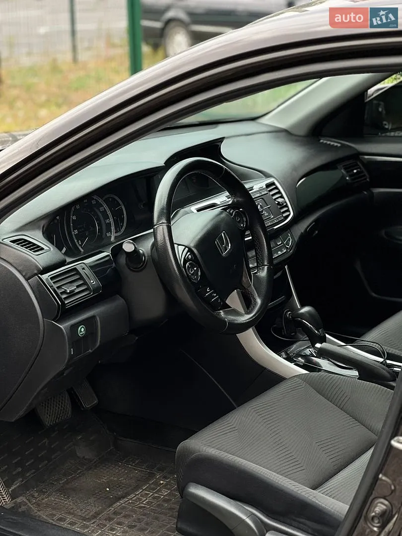 2016 Honda Accord - мініатюра 9