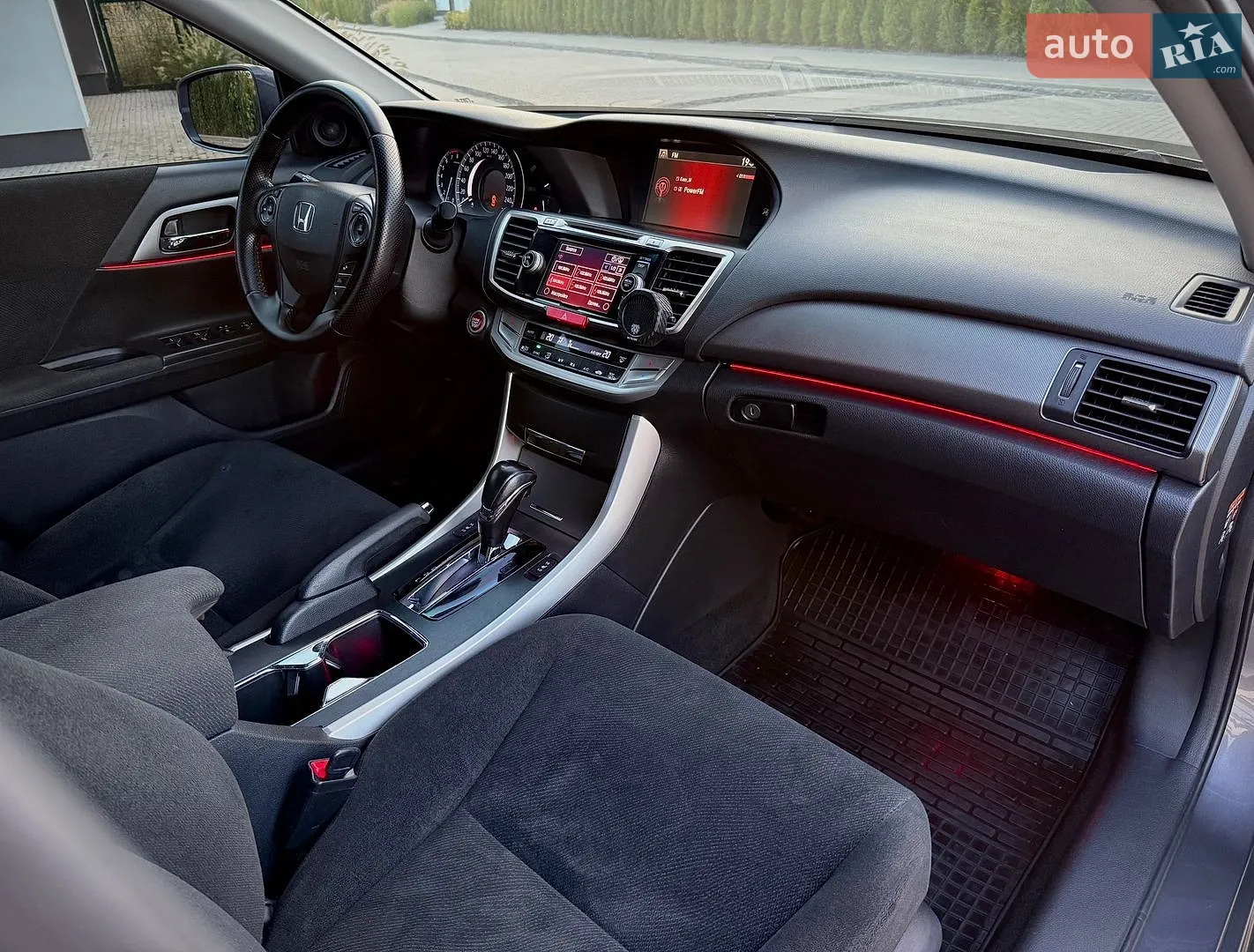 2013 Honda Accord - мініатюра 23