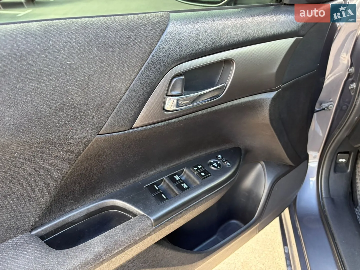 2013 Honda Accord - мініатюра 26