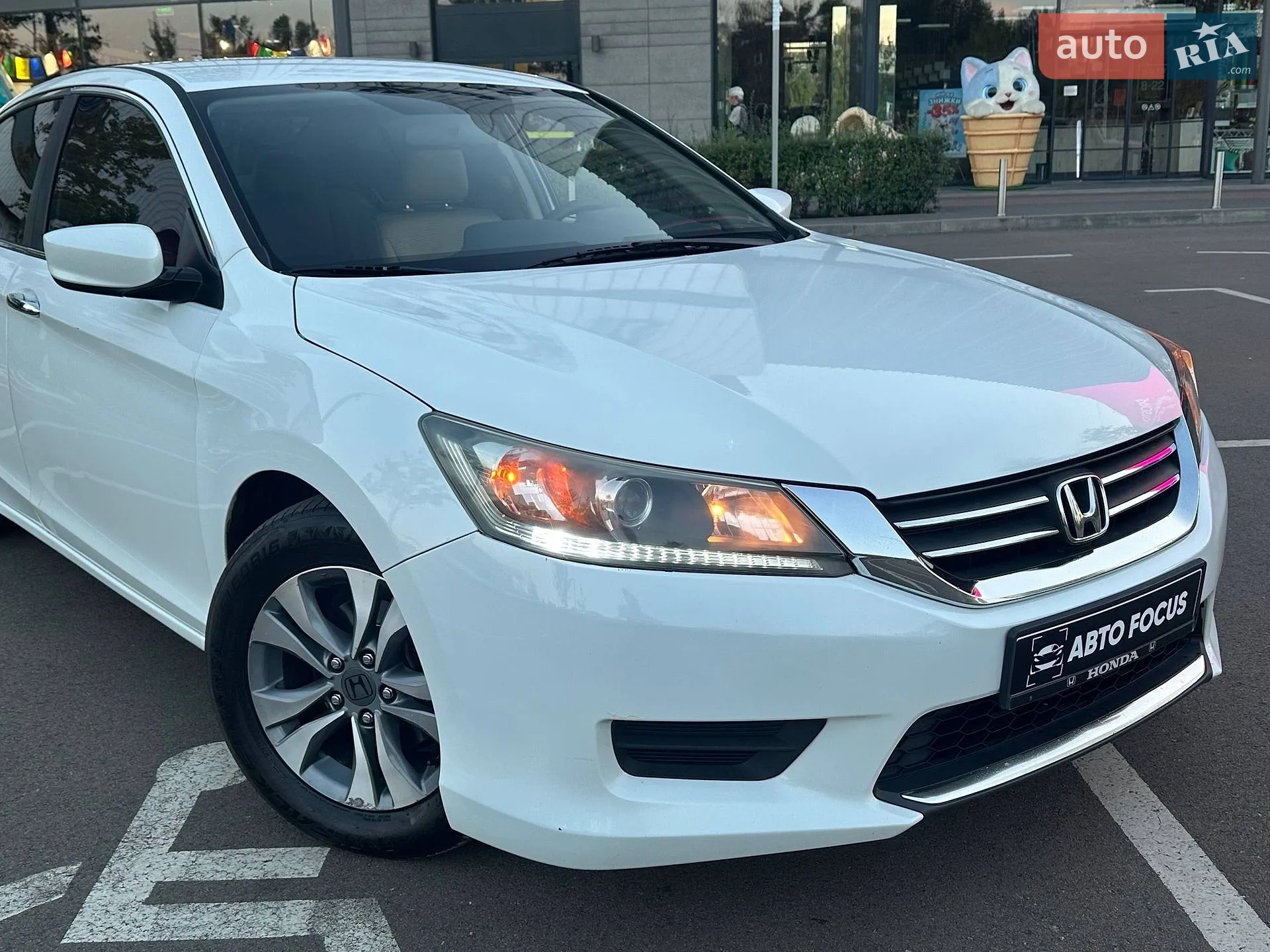 2014 Honda Accord - мініатюра 2