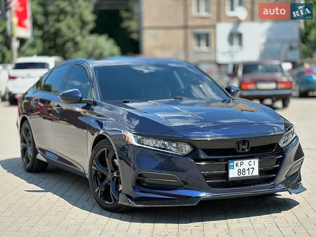 2018 Honda Accord - фото 1