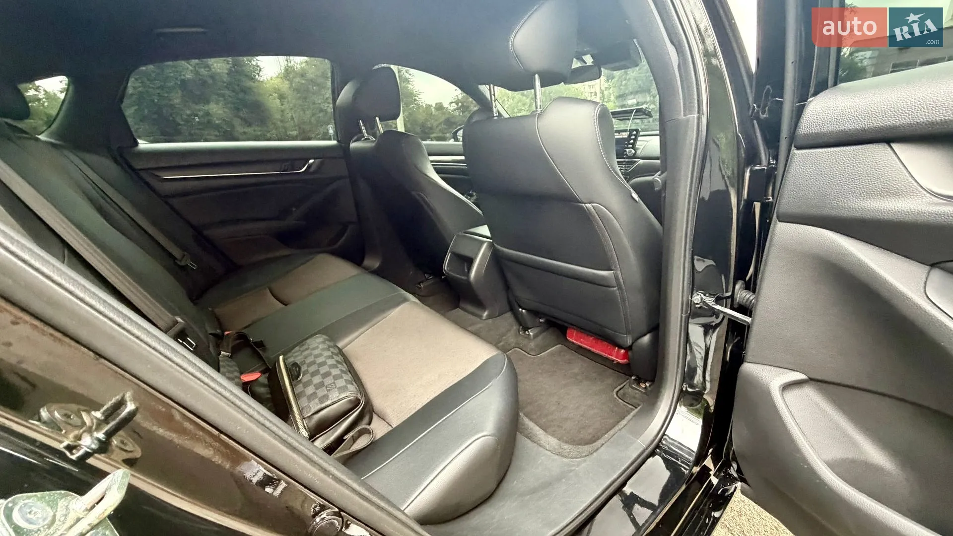 2018 Honda Accord - мініатюра 18