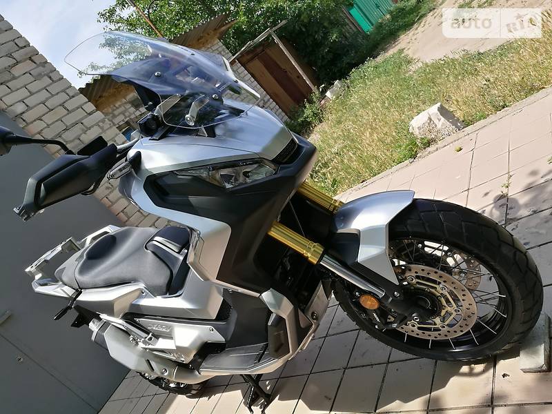 Хонда х адв 750