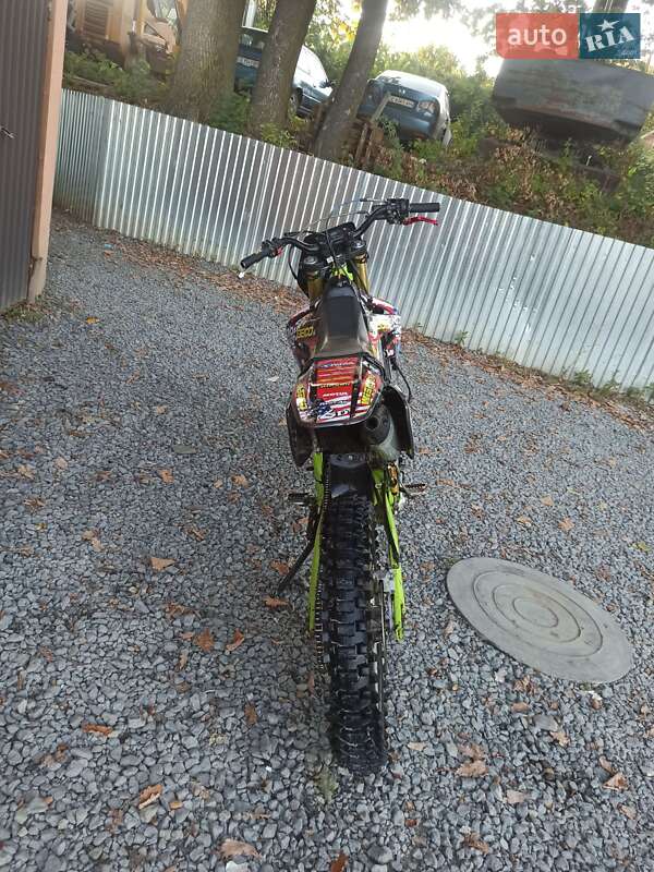 Мотоцикл Кросс Honda Airblade 125 2013 в Чернівцях