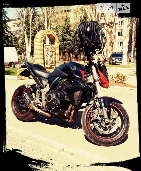 Мотоцикл Без обтікачів (Naked bike) Honda CB 1000R 2013 в Дружківці