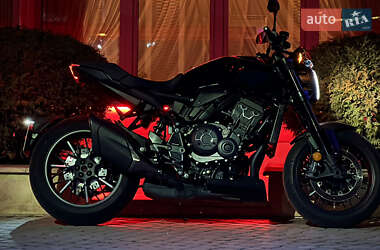 Мотоцикл Без обтікачів (Naked bike) Honda CB 1000R 2022 в 