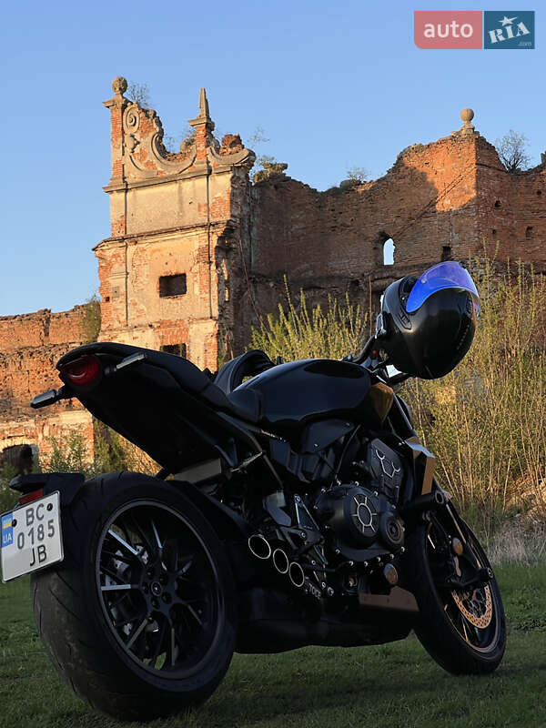 Мотоцикл Без обтікачів (Naked bike) Honda CB 1000R 2022 в Львові