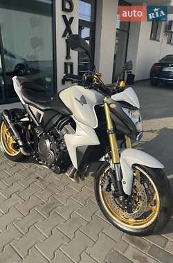 Мотоцикл Без обтекателей (Naked bike) Honda CB 1000R 2014 в 