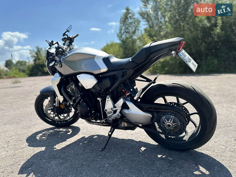 Мотоцикл Без обтікачів (Naked bike) Honda CB 1000R 2018 в Києві