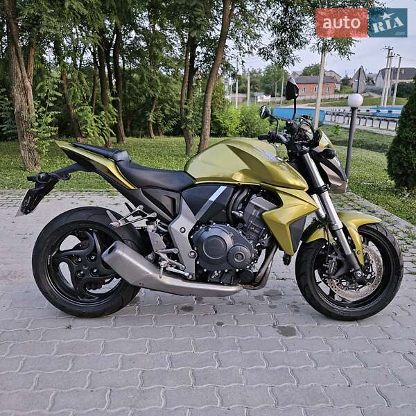 Мотоцикл Без обтекателей (Naked bike) Honda CB 1000R 2010 в Тернополе