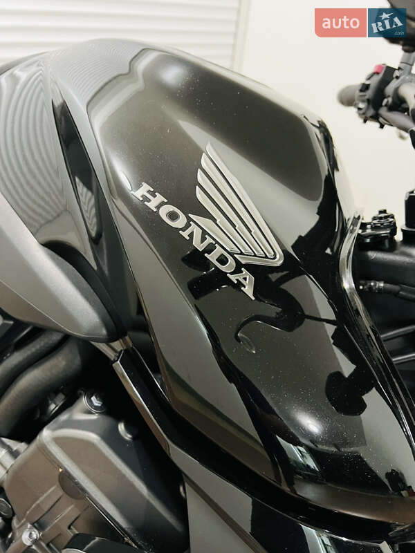 Мотоцикл Без обтікачів (Naked bike) Honda CB 1000R 2009 в Києві