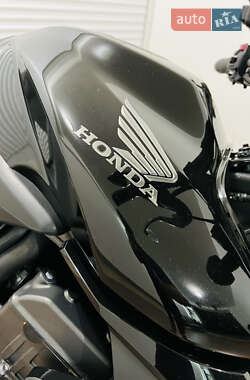 Мотоцикл Без обтекателей (Naked bike) Honda CB 1000R 2009 в 