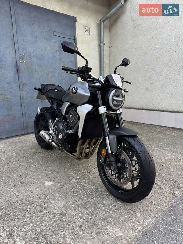 Honda CB 1000R 2018