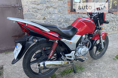 Мотоцикл Классик Honda CB 125 2013 в 
