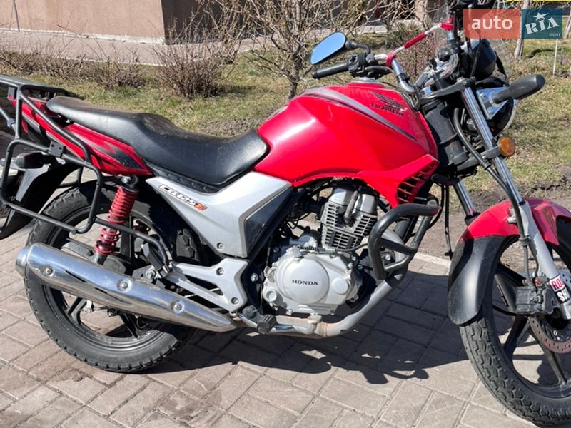 Мотоцикл Без обтікачів (Naked bike) Honda CB 125F 2015 в Києві