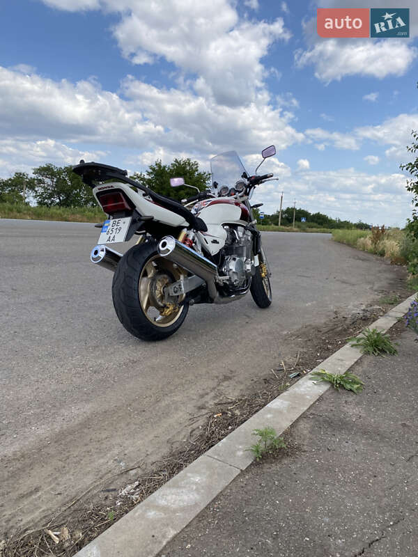 Мотоцикл Классик Honda CB 1300 2001 в 