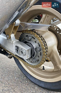Мотоцикл Классик Honda CB 1300 2001 в 