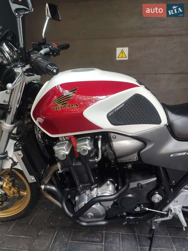 Мотоцикл Без обтікачів (Naked bike) Honda CB 1300 2008 в Києві фото 2 Мотоцикл Без обтікачів (Naked bike) Honda CB 1300 2008 в Києві