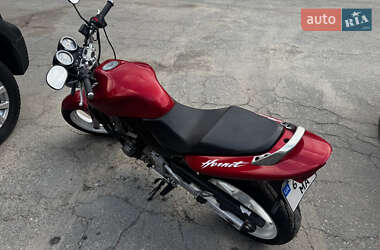 Мотоцикл Классик Honda CB 250F Hornet 2005 в 