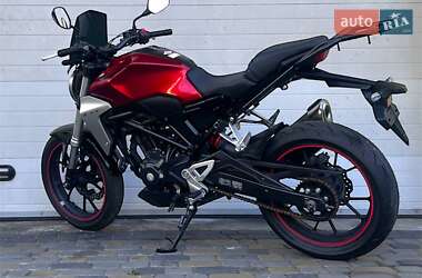 Мотоцикл Спорт-туризм Honda CB 250R 2018 в 