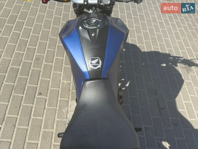 Мотоцикл Без обтекателей (Naked bike) Honda CB 300F 2020 в Киеве фото 12 Мотоцикл Без обтекателей (Naked bike) Honda CB 300F 2020 в Киеве