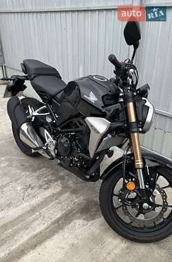 Мотоцикл Без обтекателей (Naked bike) Honda CB 300R 2021 в 