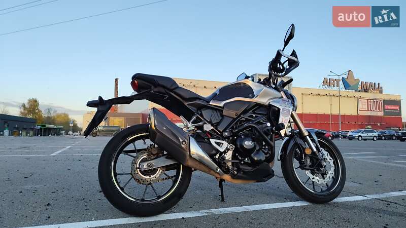 Кафе рейсер Honda CB 300R 2020 в Києві