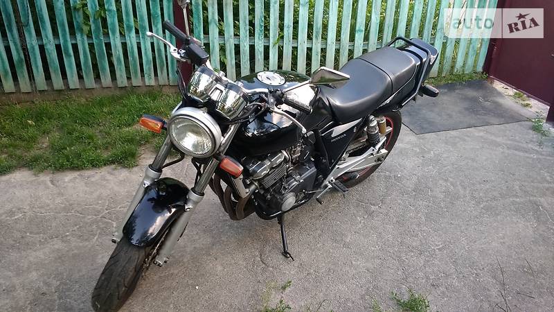 Honda CB 400 SF
