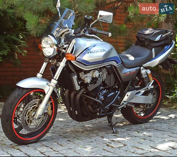 Honda CB 400SF 2002