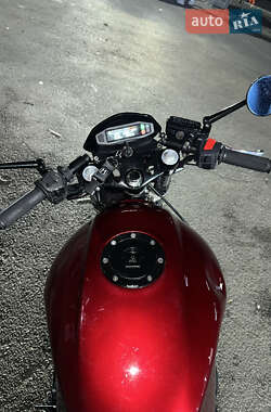 Мотоцикл Кастом Honda CB 400SF 2001 в  фото 7 Мотоцикл Кастом Honda CB 400SF 2001 в