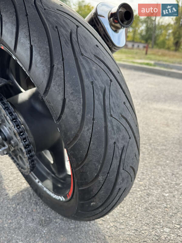 Мотоцикл Классік Honda CB 400SF 2001 в Покрові