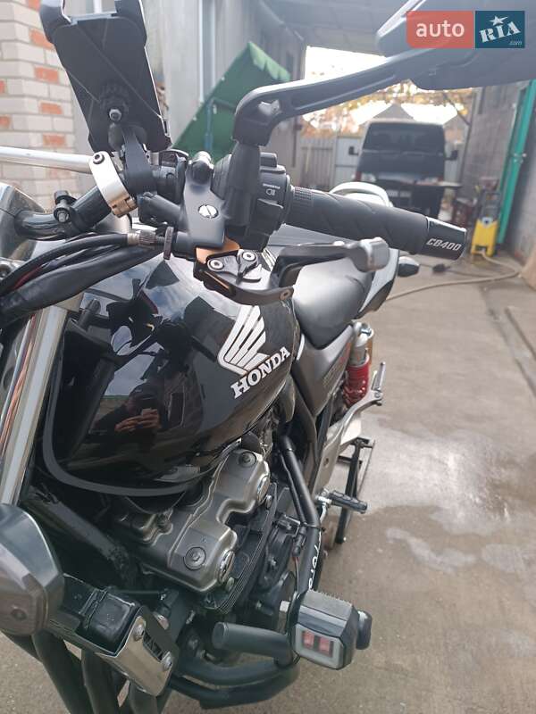 Мотоцикл Классік Honda CB 400SF 2003 в Слов'янську фото 67 Мотоцикл Классік Honda CB 400SF 2003 в Слов'янську