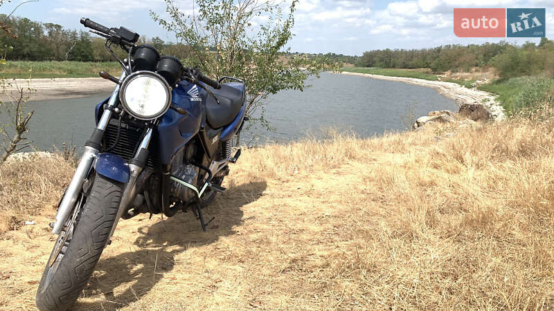 Спортбайк Honda CB 500 1996 в Пятихатках
