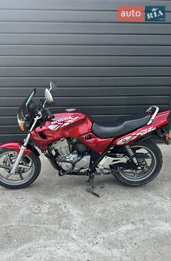 Мотоцикл Без обтекателей (Naked bike) Honda CB 500 1996 в 