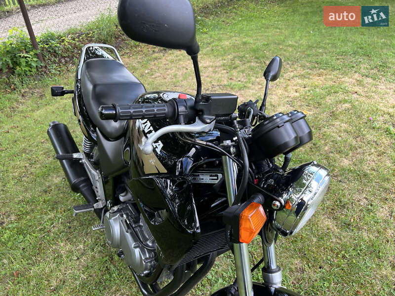 Мотоцикл Классік Honda CB 500 1996 в Долині