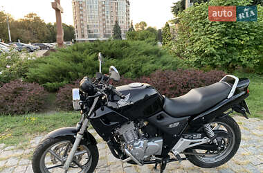 Мотоцикл Без обтекателей (Naked bike) Honda CB 500 1997 в 