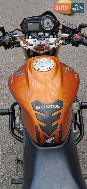 Мотоцикл Без обтекателей (Naked bike) Honda CB 600F Hornet 2005 в Одессе