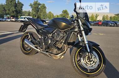 Мотоцикл Без обтекателей (Naked bike) Honda CB 600F Hornet 2010 в 