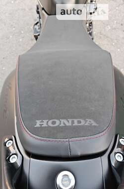 Мотоцикл Классик Honda CB 600F Hornet 2002 в Днепре