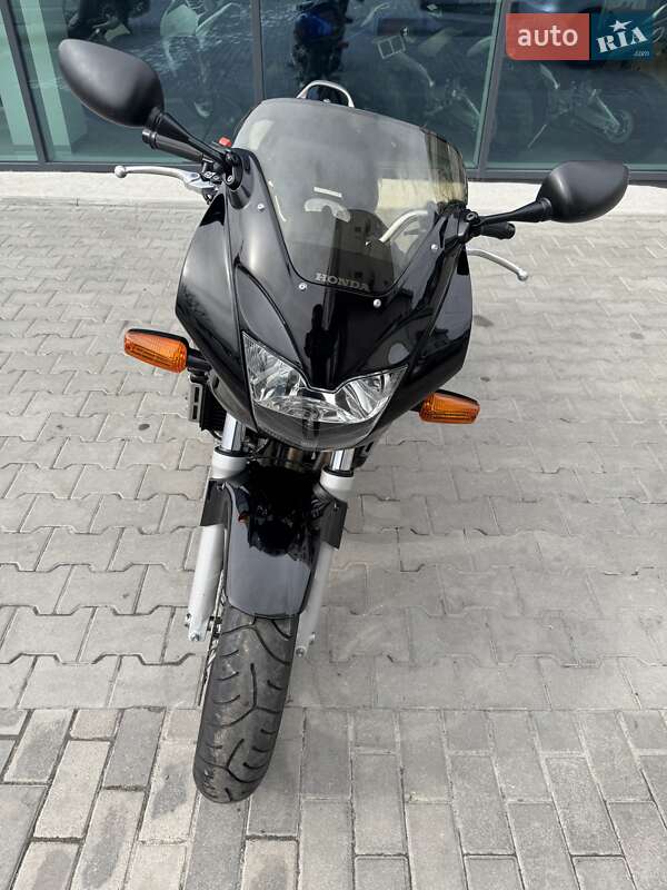 Мотоцикл Спорт-туризм Honda CB 600F Hornet 2000 в Ровно