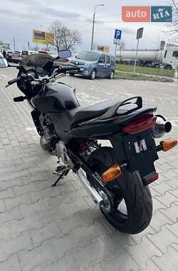Мотоцикл Спорт-туризм Honda CB 600F Hornet 2000 в 