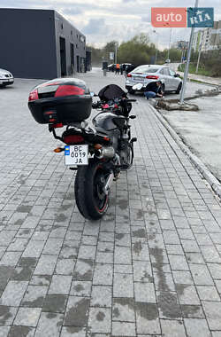 Мотоцикл Без обтекателей (Naked bike) Honda CB 600F Hornet 2002 в 