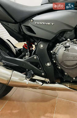 Мотоцикл Без обтікачів (Naked bike) Honda CB 600F Hornet 2010 в 