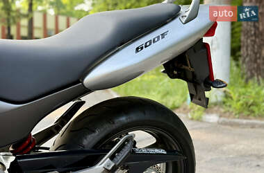 Мотоцикл Спорт-туризм Honda CB 600F Hornet 2002 в 