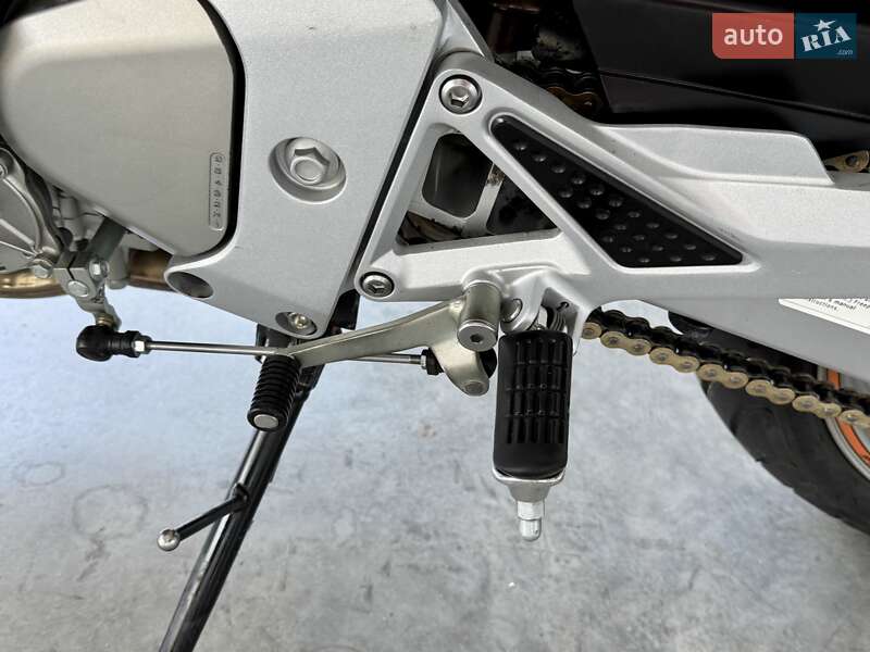 Мотоцикл Без обтекателей (Naked bike) Honda CB 600F Hornet 2006 в Хмельницком