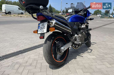Мотоцикл Спорт-туризм Honda CB 600F Hornet 2001 в 