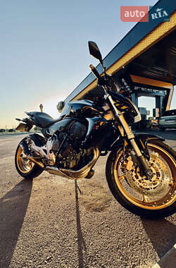 Мотоцикл Без обтекателей (Naked bike) Honda CB 600F Hornet 2007 в 